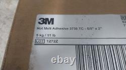 3M 3779 495 Pk 5/8 In Diameter 2 In Length Amber Hot Melt Adhesive