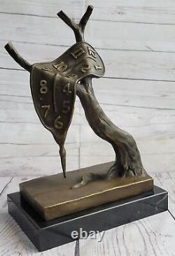 Salvador Dali Melting Horloge Hommage Bronze Sculpture Hot Cast Résumé