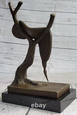 Salvador Dali Melting Horloge Hommage Bronze Sculpture Hot Cast Résumé